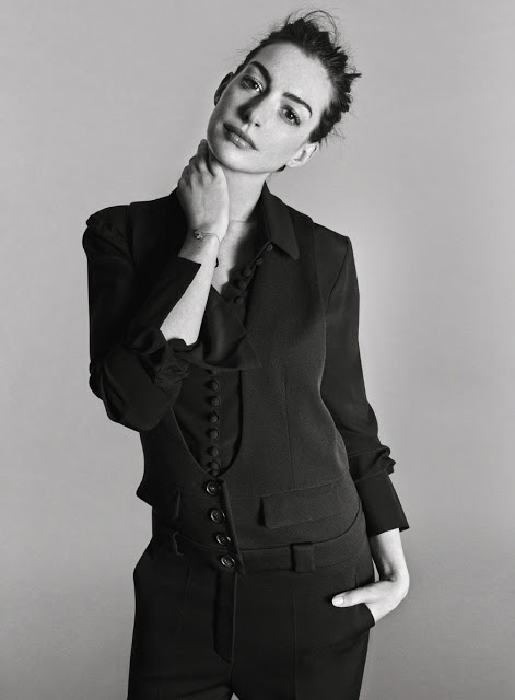 instyle-anne-hathaway-7