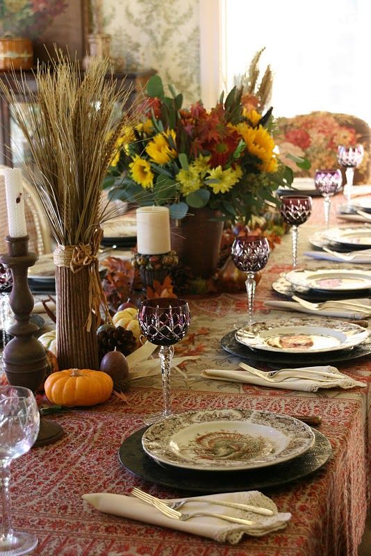Beautiful Table - Thankful Heart Interiors Forever Chic by Meg