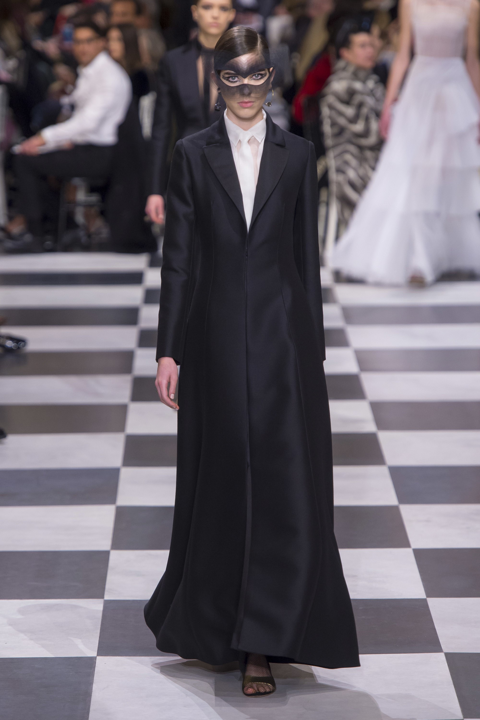  Historical Dramatics,Christian Dior Couture 2018 Forever Chic by Meg