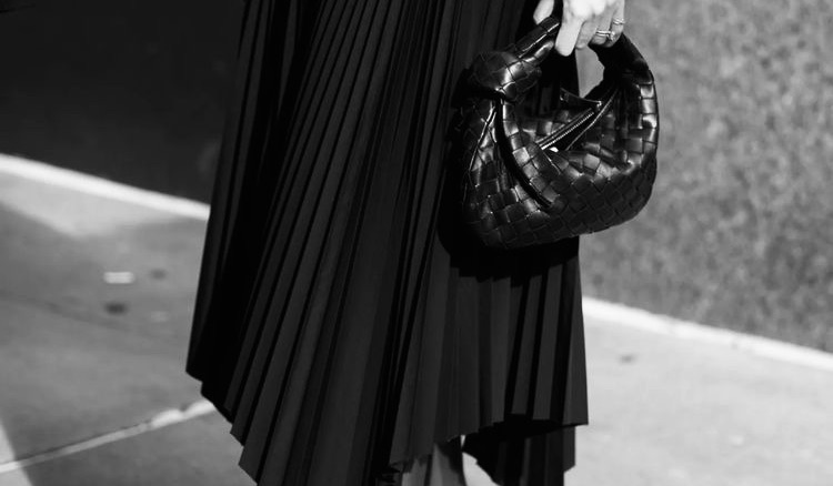 The Handbag Addiction The Style Server Forever Chic by Meg